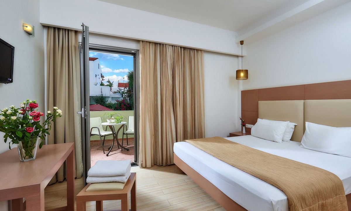 Panormos Hotel | Panormo Beach