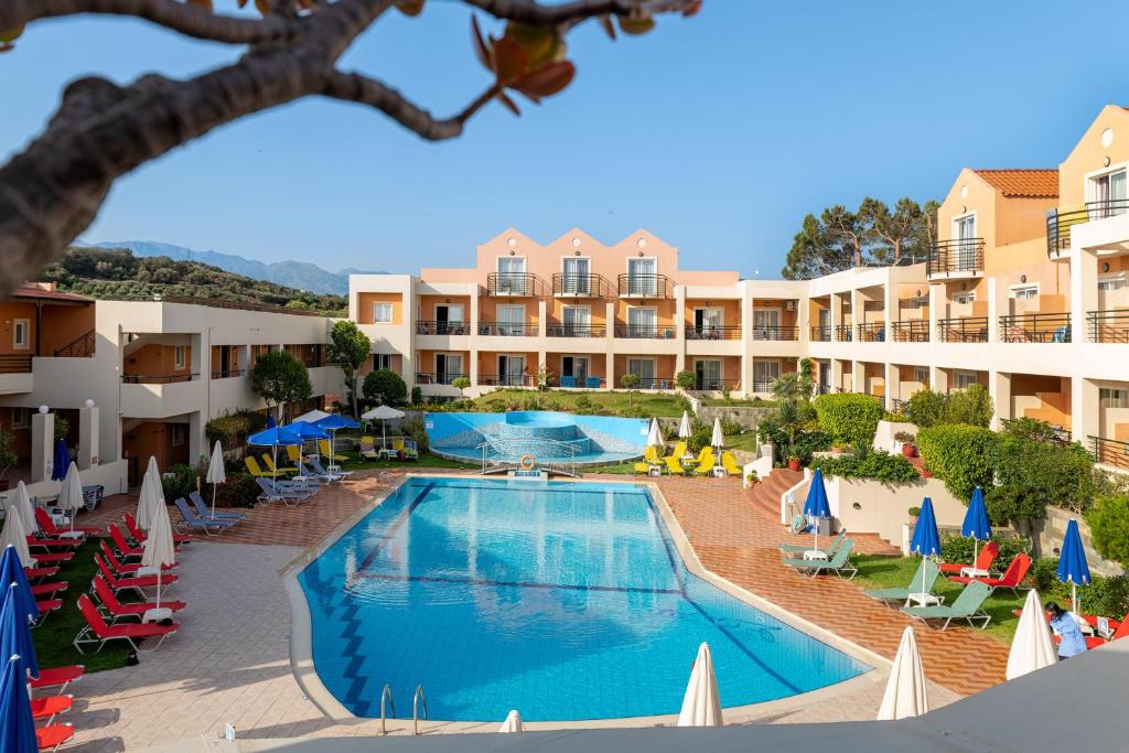 Kato Stalos Resort | Pegasus Hotel