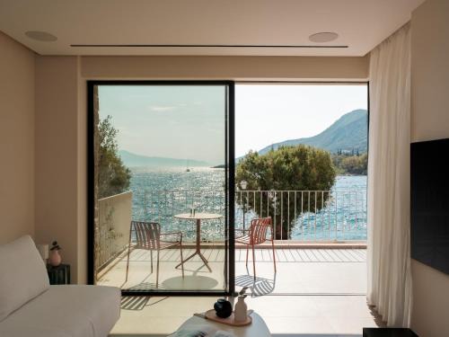 Psathopirgos Villa | Petra Mare Villas
