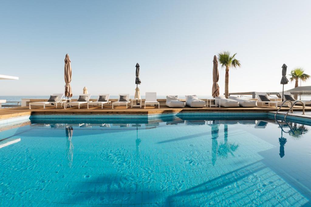 Rethymno Hotel | Petradi Beach Lounge Hotel by GHH