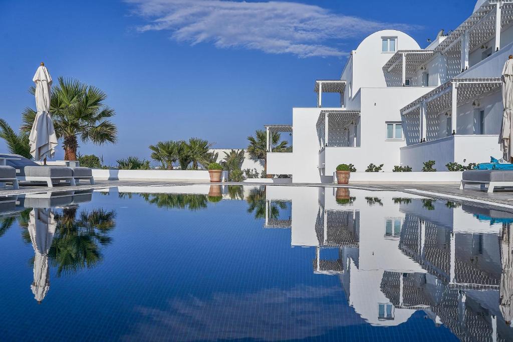 Agios Georgios Hotel | Petri Suites