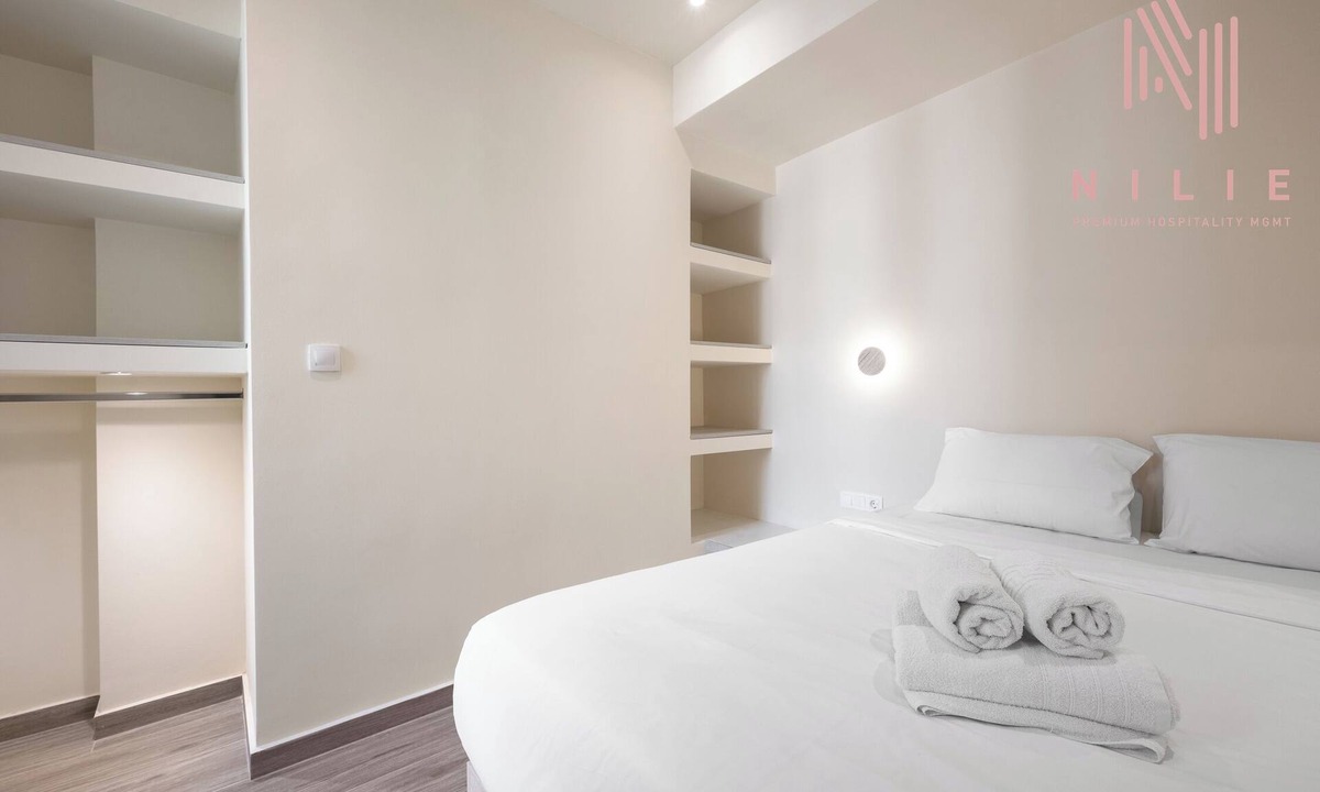 Vardaris Apartment | Phedra Studios Nilie Hospitality MGMT