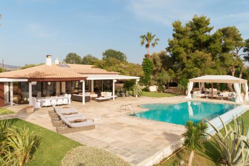 Melissopetra Villa | Private Coastal Villa in Nafplio