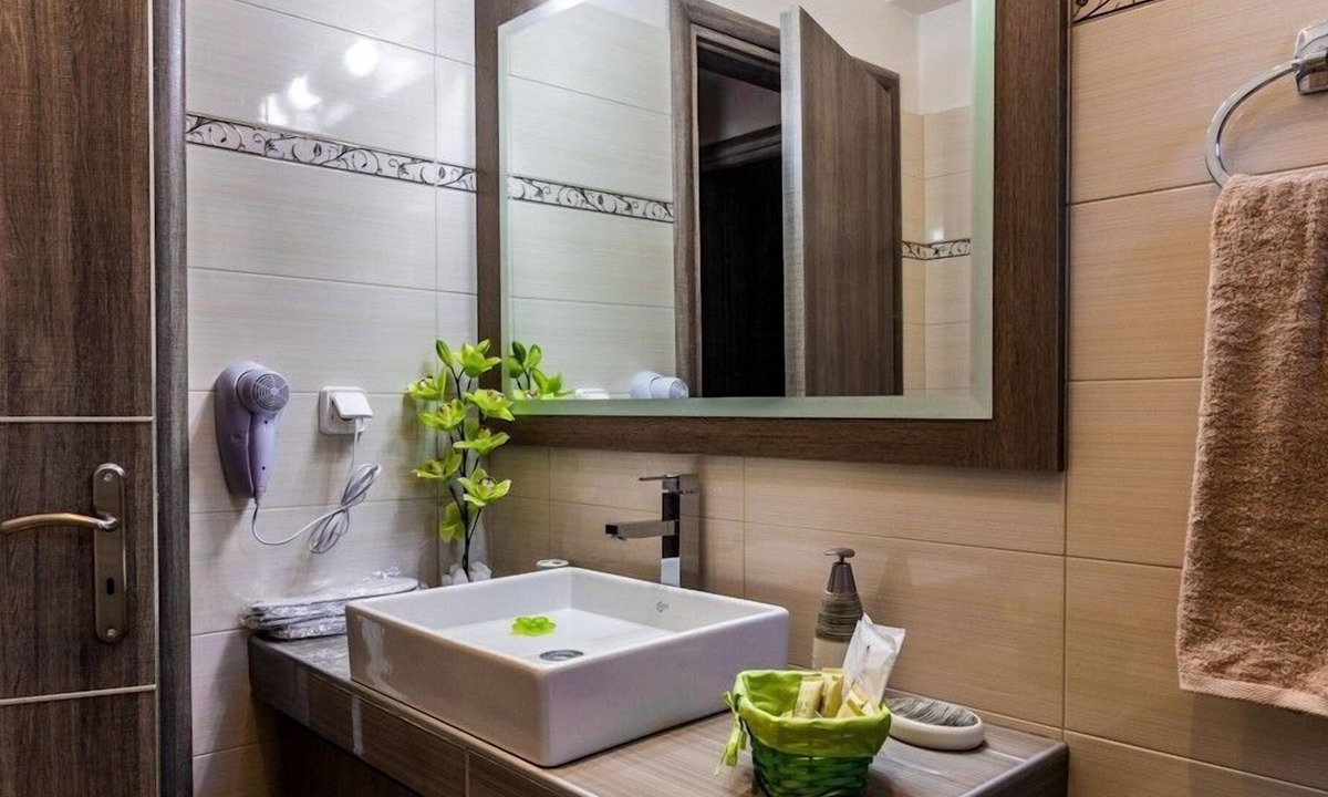 Planos Villa | R 489 Two Bedroom villa Sea Views Private Pool Childrens Play Area