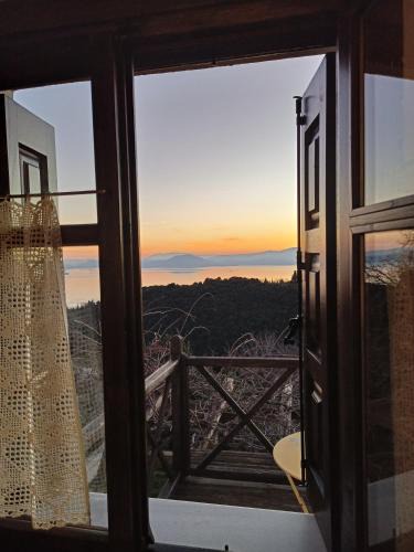 Pinakates House | Riga's Pinakoti Lodge