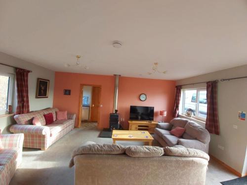 Marybank House | Roe Deer Cottage