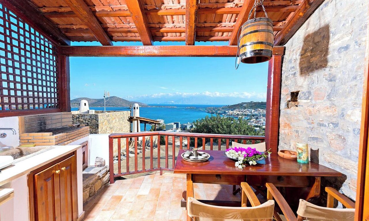 Mavrikiano House | Sea view house Leonidas Sleeps 3 with balcony bbq