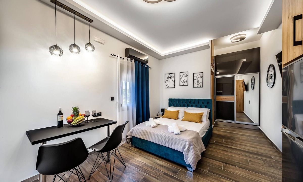 Agkisaras Apartment | Seaside Apartment Studio