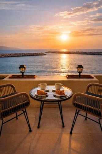 Kokinos Pirgos Apartment | Seaside Home Wake Up to the Sea
