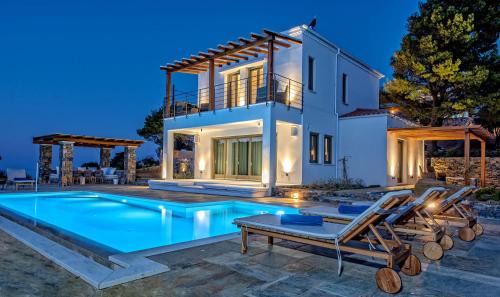 Skopelos Town Villa | Stargaze Villas