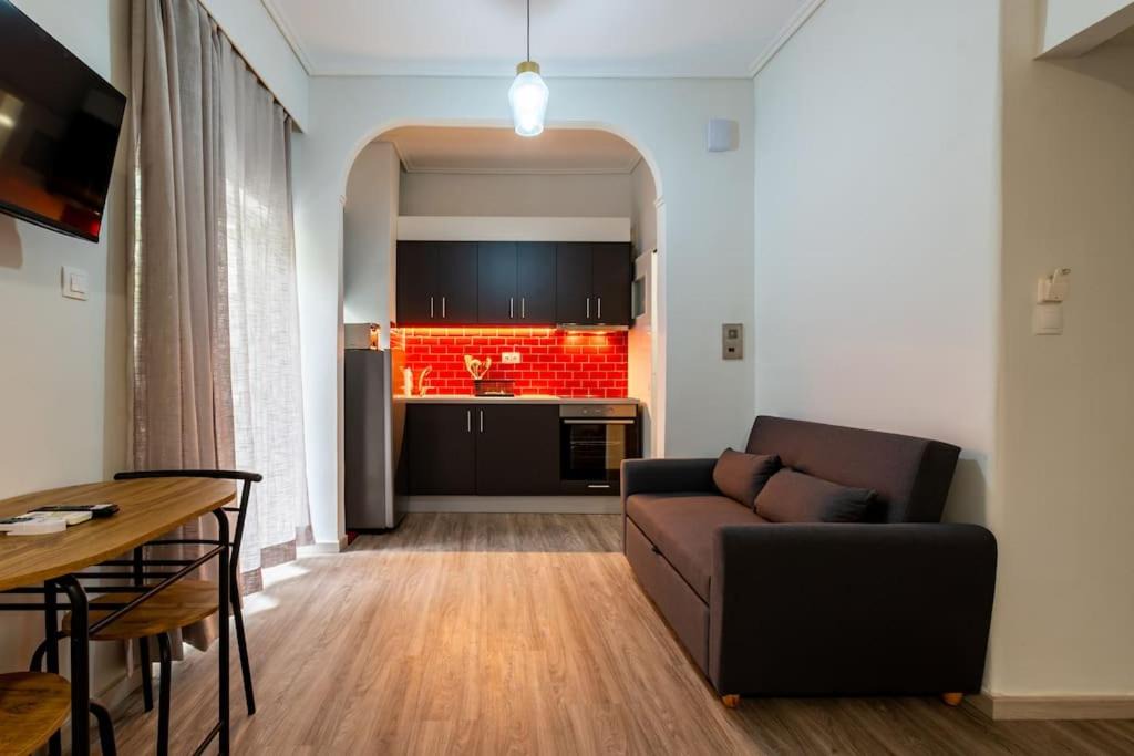 Ilisia Apartment | Studio Apartment next to Alsos Ilision