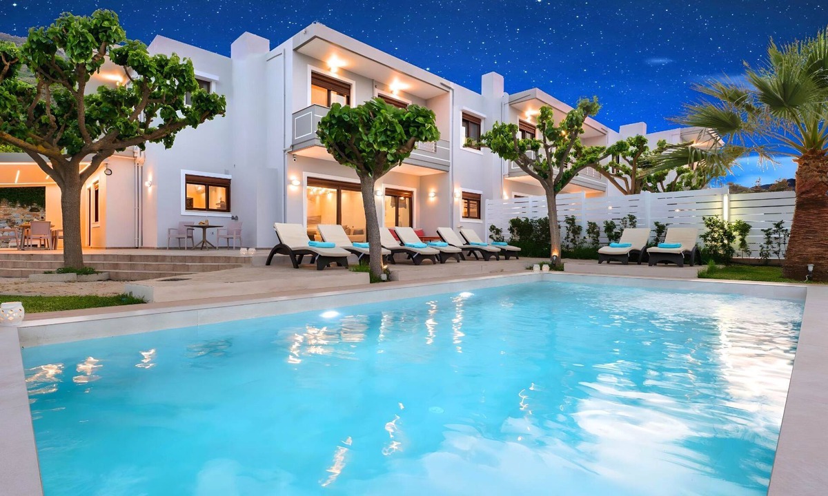 Georgioupolis House | Sunlight Grand Villas 3 beheizte Pools 36 Gäste by Interhome