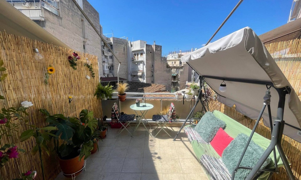 Pangrati Apartment | Sunny Studio