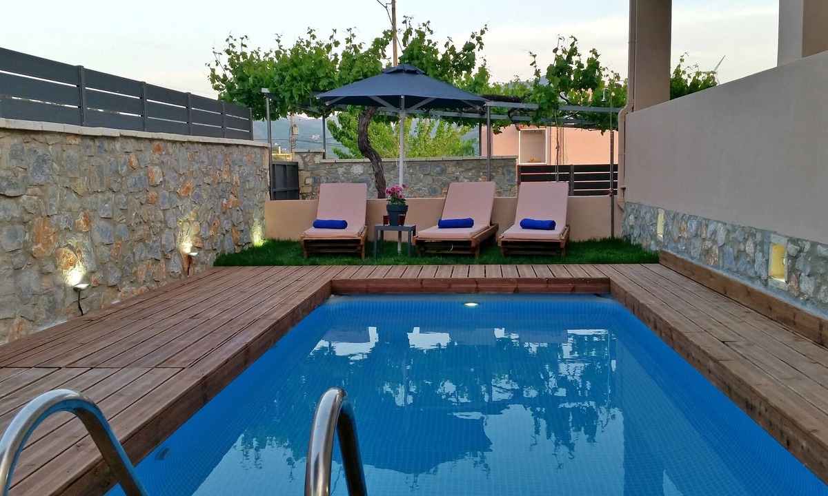 Monopari House | Sunrise Residence