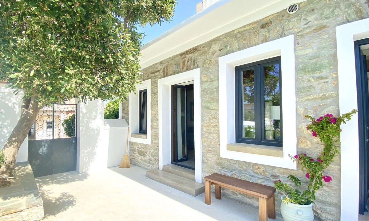 Karystos House | Svolis Townhouse - Urban Oasis with Pool & Garden