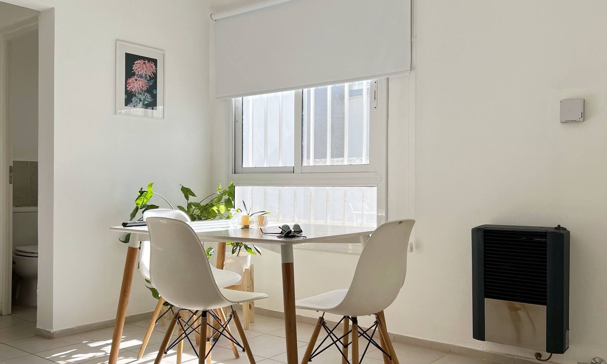 General Roca Apartment | Temporary South, for three people, with two beds