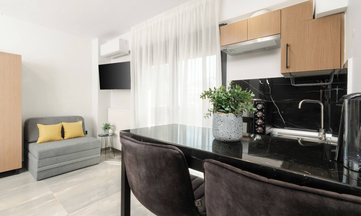 Vardaris Apartment | Tower 15 | Studio With Balcony 303