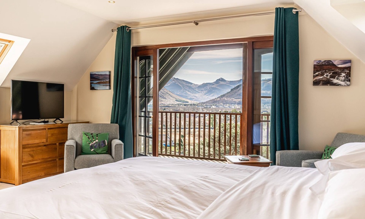 Banavie Bed & Breakfast | Treetops B&B