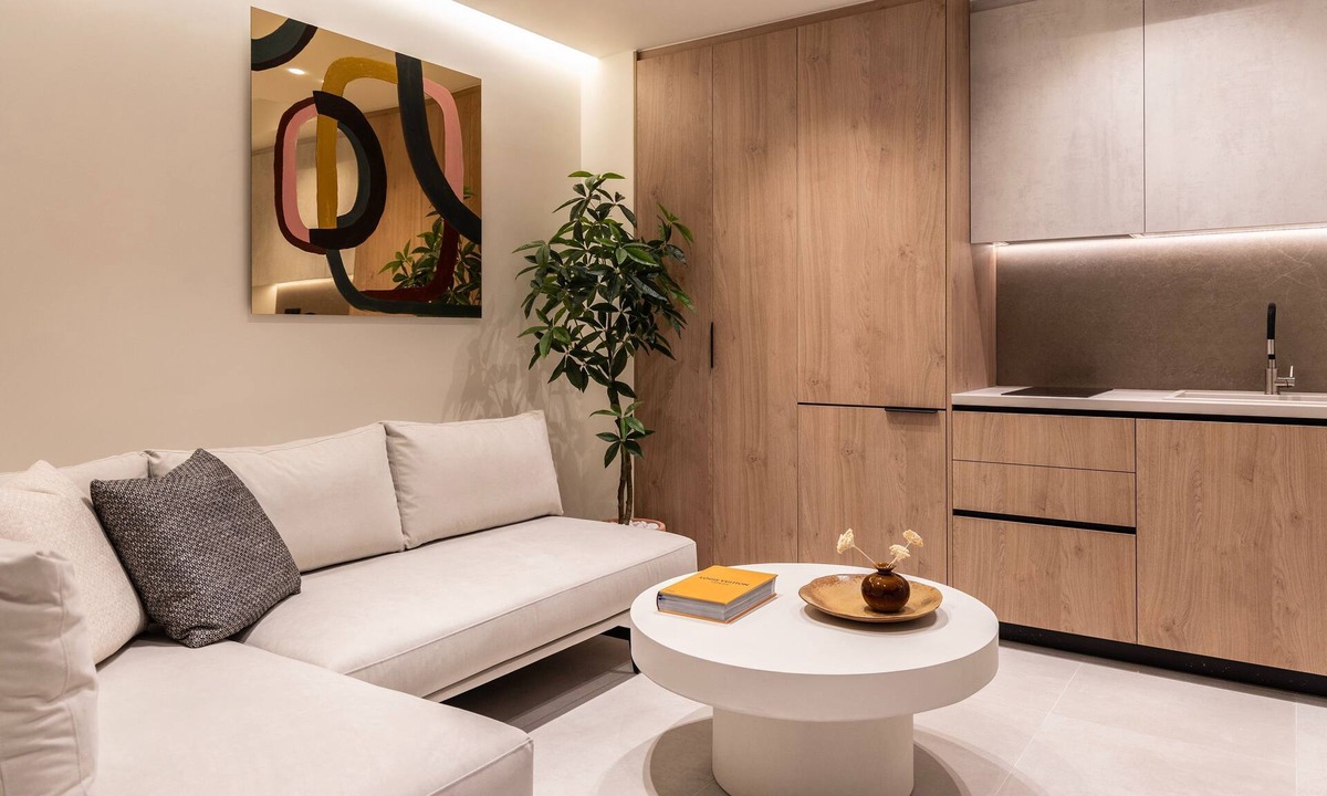 Piraeus House | Urban Studio 1 by Fasma Suites