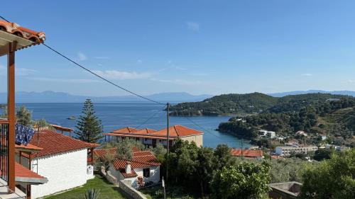 Katsarou Apartment | Valmas Village Apartments pool&bar
