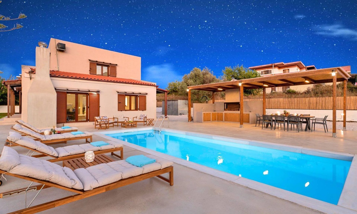 Kavros House | "Vegghera Villa" mit Bergblick by Interhome