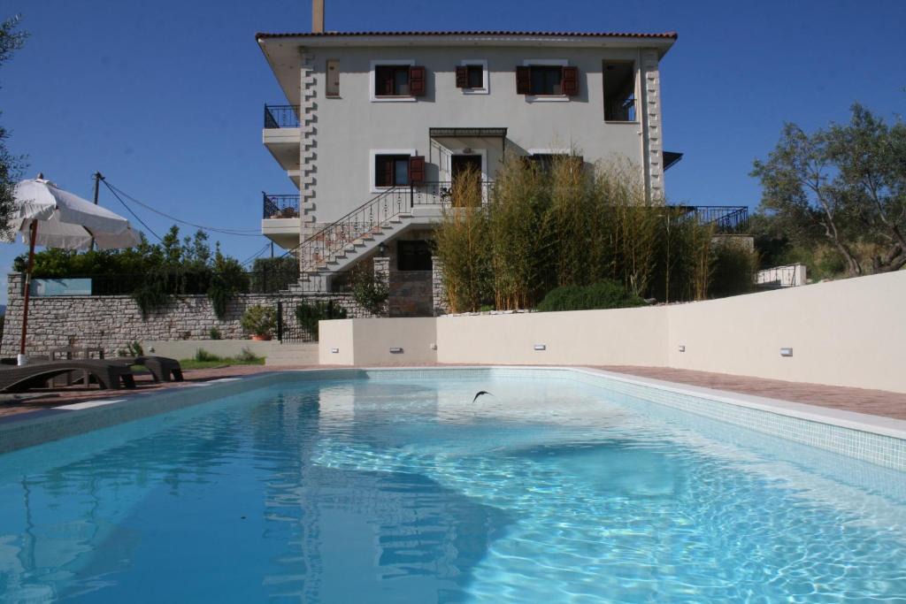 Platanitis Villa | Venetiko Villas