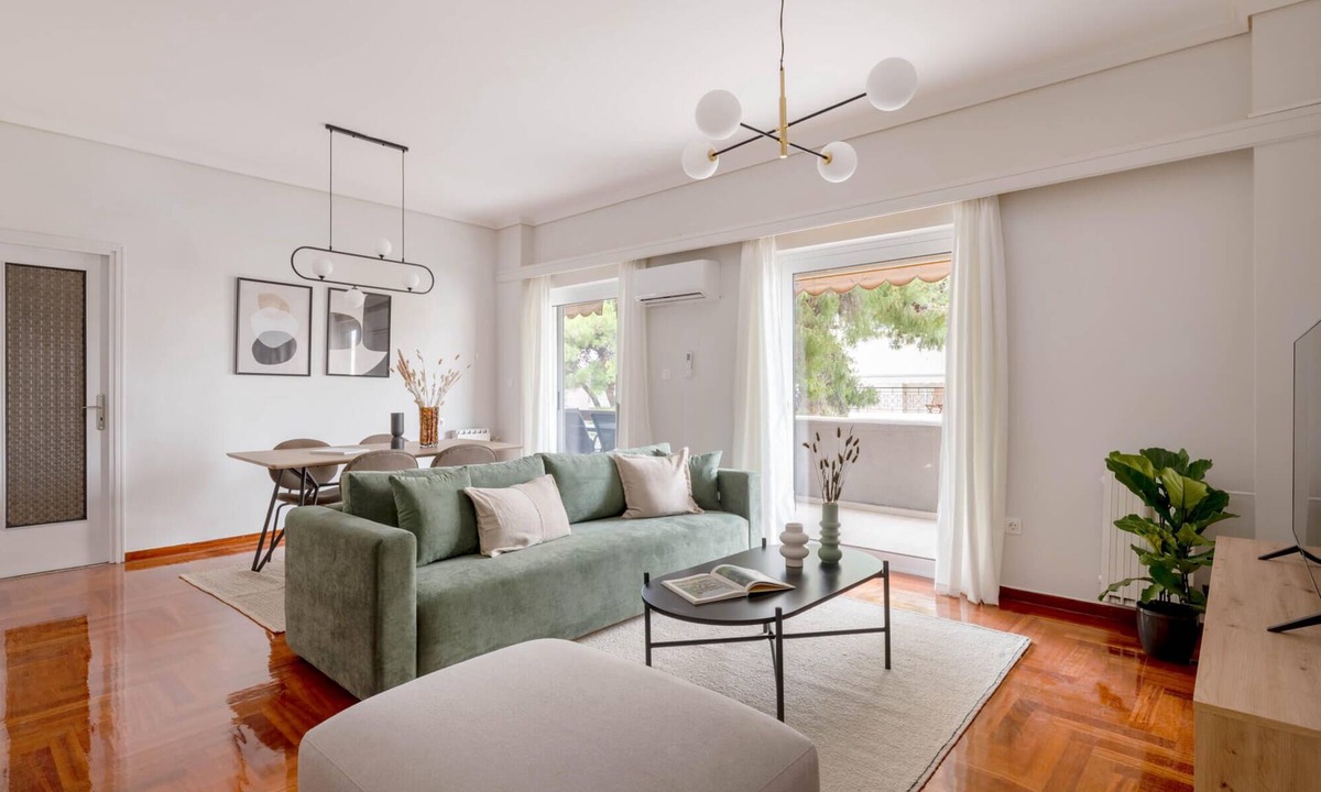 Chalandri Apartment | Vibrant Living in Chalandri