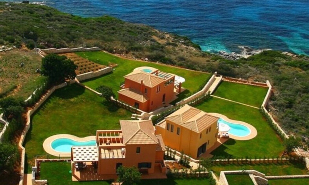 Skala Villa | Villa A, Brio Exclusive | 3BR Seafront Family Villa with Private Pool & Jetty
