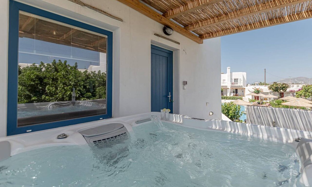Agia Anna Villa | Villa Aurelis, Private Outdoor Hot Tub, Furnished Terrace, Shared Pool, Naxos