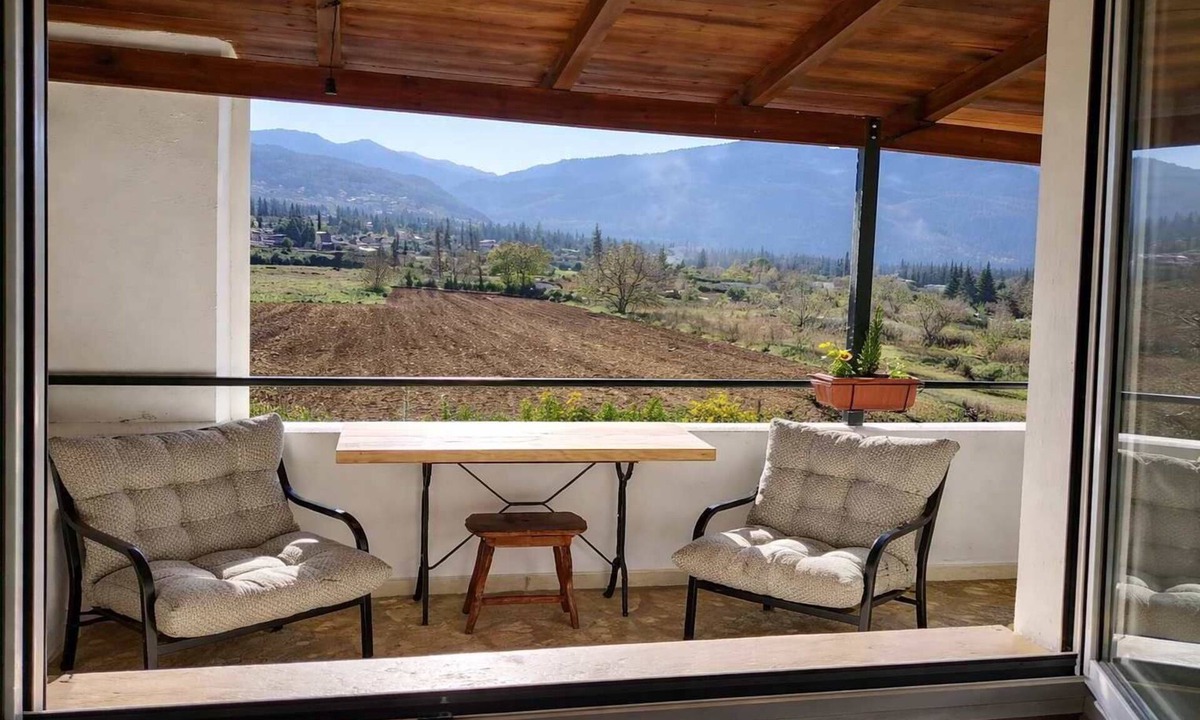 Kefalochori Apartment | Villa Dorothy - Mountain View Retreat, Polydrosos