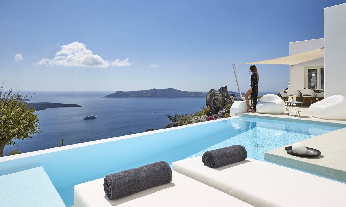 Firostefani Villa | Villa Etheras, heated private pool, 2 bedrooms, amazing views of the caldera