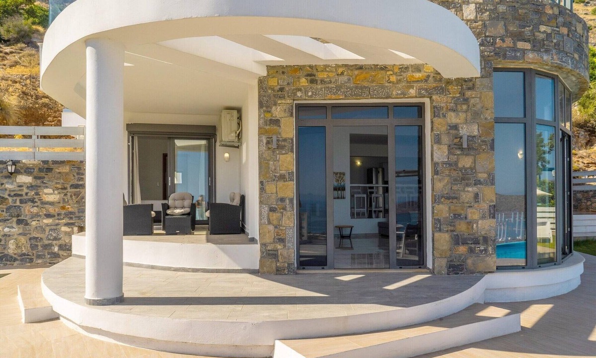 Agios Nikolaos Villa | Villa in Elounda with Ocean Views & Pool