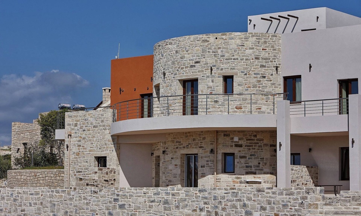 Kamilari Apartment | Villa in Kamilari near Kid-Friendly Beach