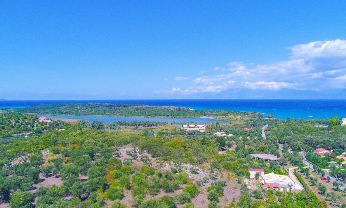 Agios Spyridon Corfu Villa | Villa Lianolia in Pelekito Corfu