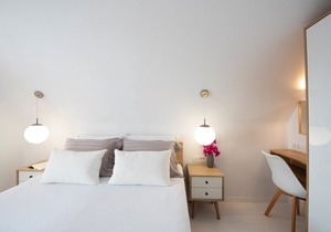 2-Apartment Deluxe - White Orchid Luxury Suites
