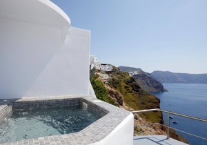 Caldera Serenity Cave Villa | Oia, Santorini | Breathtaking Caldera Views |.