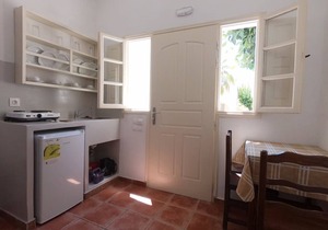Deluxe 4 persons Studio 30 meters from Perissa Beach