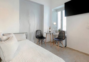 Neoklassiko Koukouli deluxe room