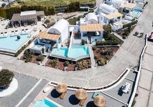 Oia Sunset Villas