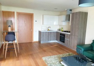 One bedroom appartement with sea view, enclosed garden and wifi at Casablanca