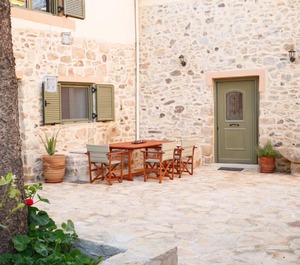 Priotissa 