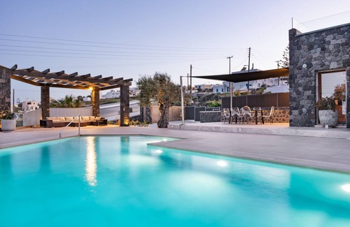 Vourvoulos House | 100 m² House ∙ 2 bedrooms ∙ 6 guests