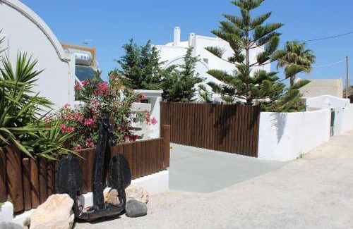 Akrotiri House | 100 m² House ∙ 3 bedrooms ∙ 7 guests