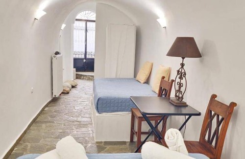 Episkopi Gonias House | 120 m² House ∙ 3 bedrooms ∙ 6 guests