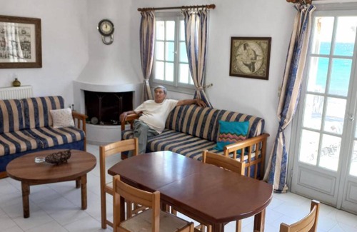 Imerovigli House | 120 m² House ∙ 4 bedrooms ∙ 10 guests