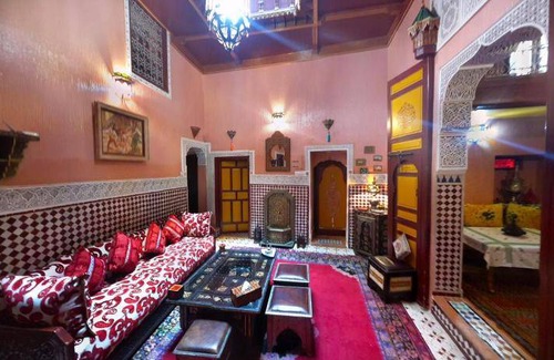 Meknes Medina House | 25 m² Riad ∙ 4 guests