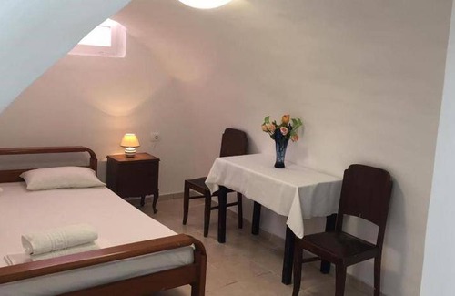 Oia Apartment | 25 m² Serviced apartment ∙ 127 guests