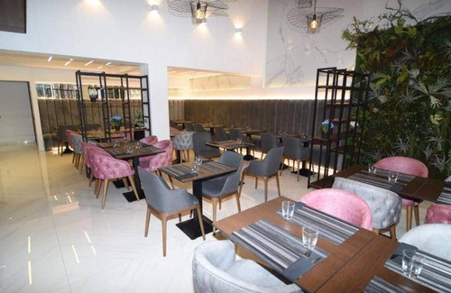 Quartier Des Orangers Hotel | 33 m² Hotel ∙ 127 guests
