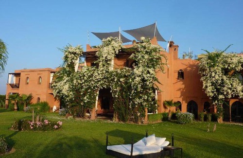 Sidi Abdallah Ghiat House | 45 m² Riad ∙ 127 guests