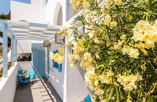 Perissa Apartment | 65 m² Apartment ∙ 2 bedrooms ∙ 5 guests